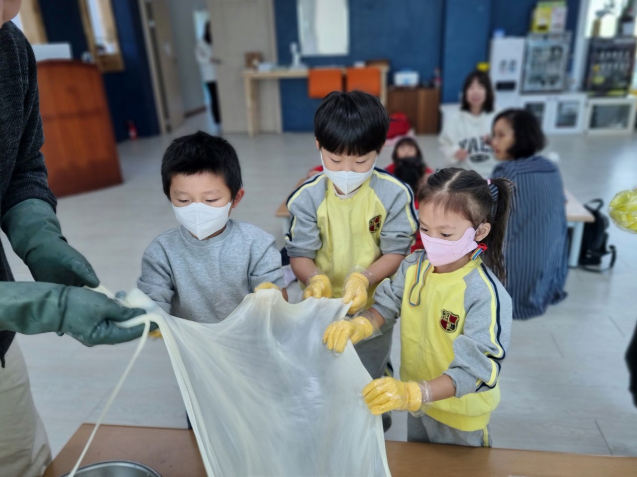 재천이시돌 목장에서 스트링치즈 만들기, 피자 만들기, 목장동물돌보기 등 다양한 체험활동 다녀왔어요 사진